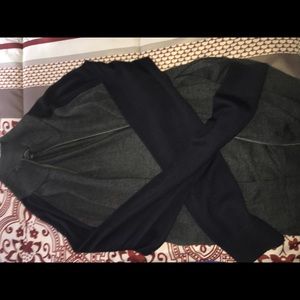 Black and grey banana republic zip up sweater